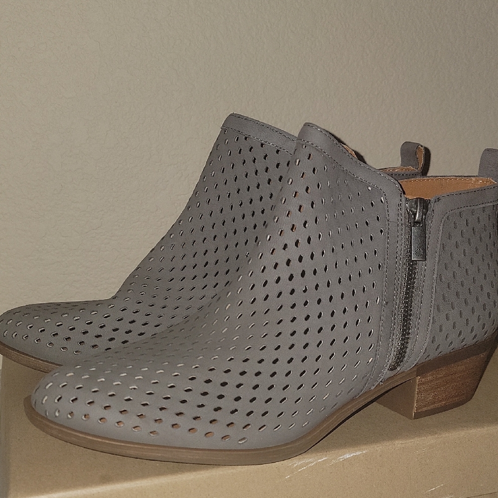 Lucky Brand  Ankle Booties 9.5